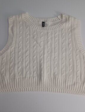 Divided Cable Knit Cropped Sweater Vest Sz  XL